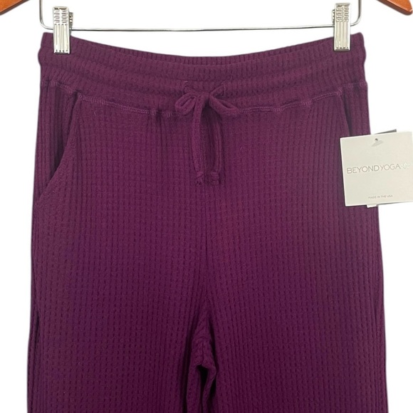 Beyond Yoga Free Style Wide Leg Pants Waffle Knit Aubergine Purple NWT - Picture 4 of 11